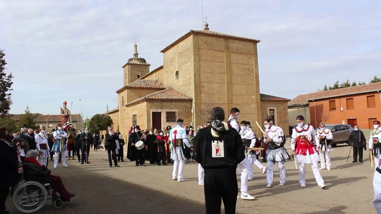Villamandos (León). Danza de paloteo (3-2-2022)