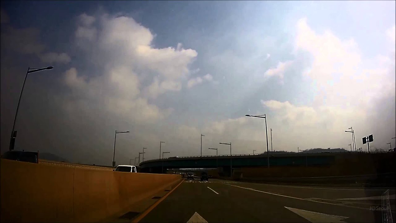Korea; Driving on 'Olympic Blvd Expressway' from GimPo to SeongSan (W to E); 올림픽대로(김포-성산)★J at Seoul