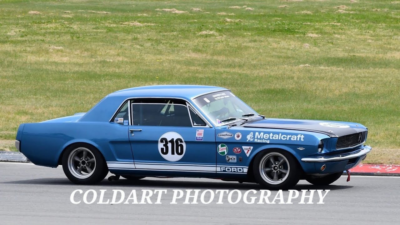 FORD MUSTANG : JASON LAMBERT