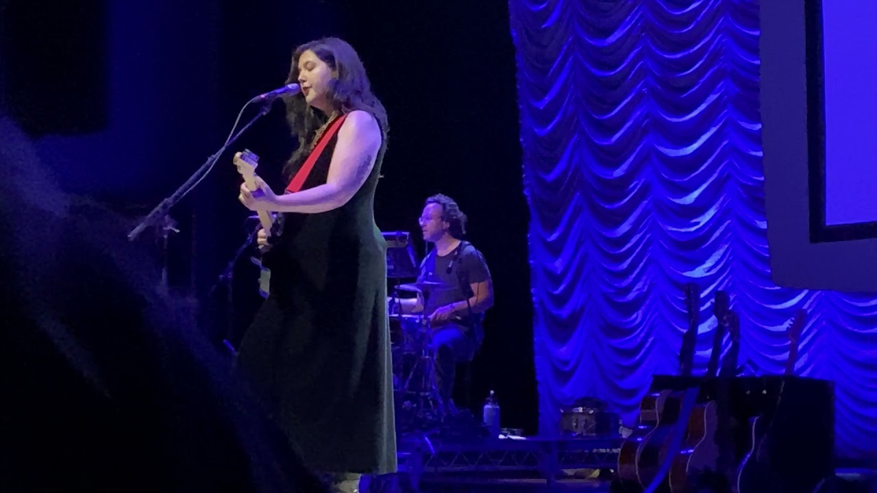 Lucy Dacus 