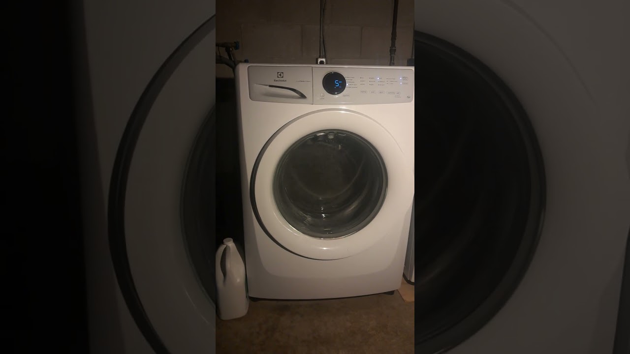 @LAapplianceguy why did Alex do a 1 min spin? 
