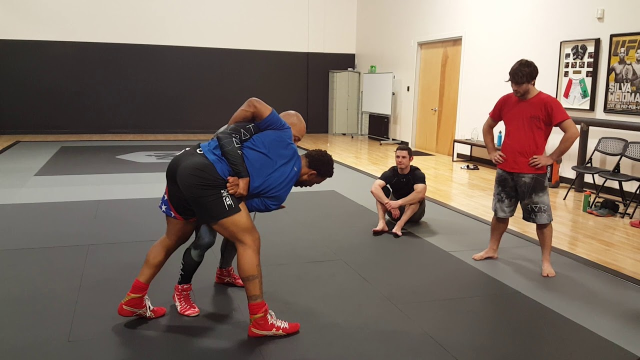 Lee Kemp onnit 2