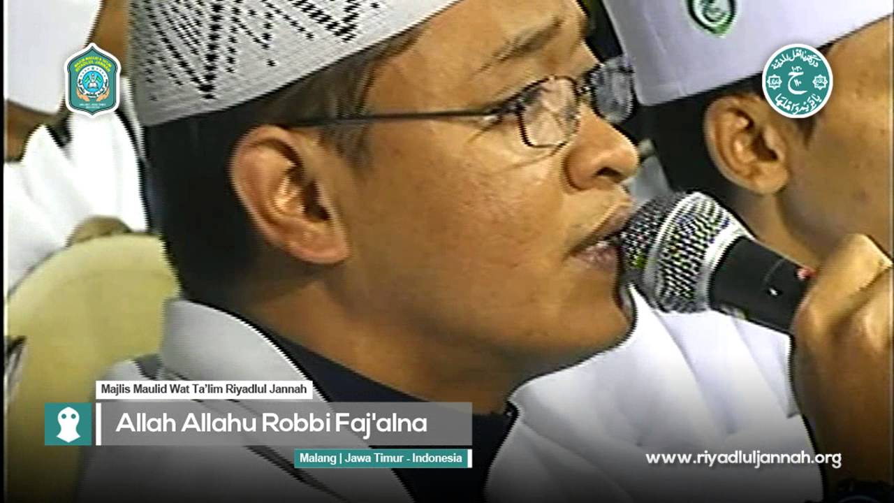 Qosidah Allah Allahu, Ya Rasulullah,  Qomarun @ Jalan Kawi Kota Batu (27 Februari 2016)