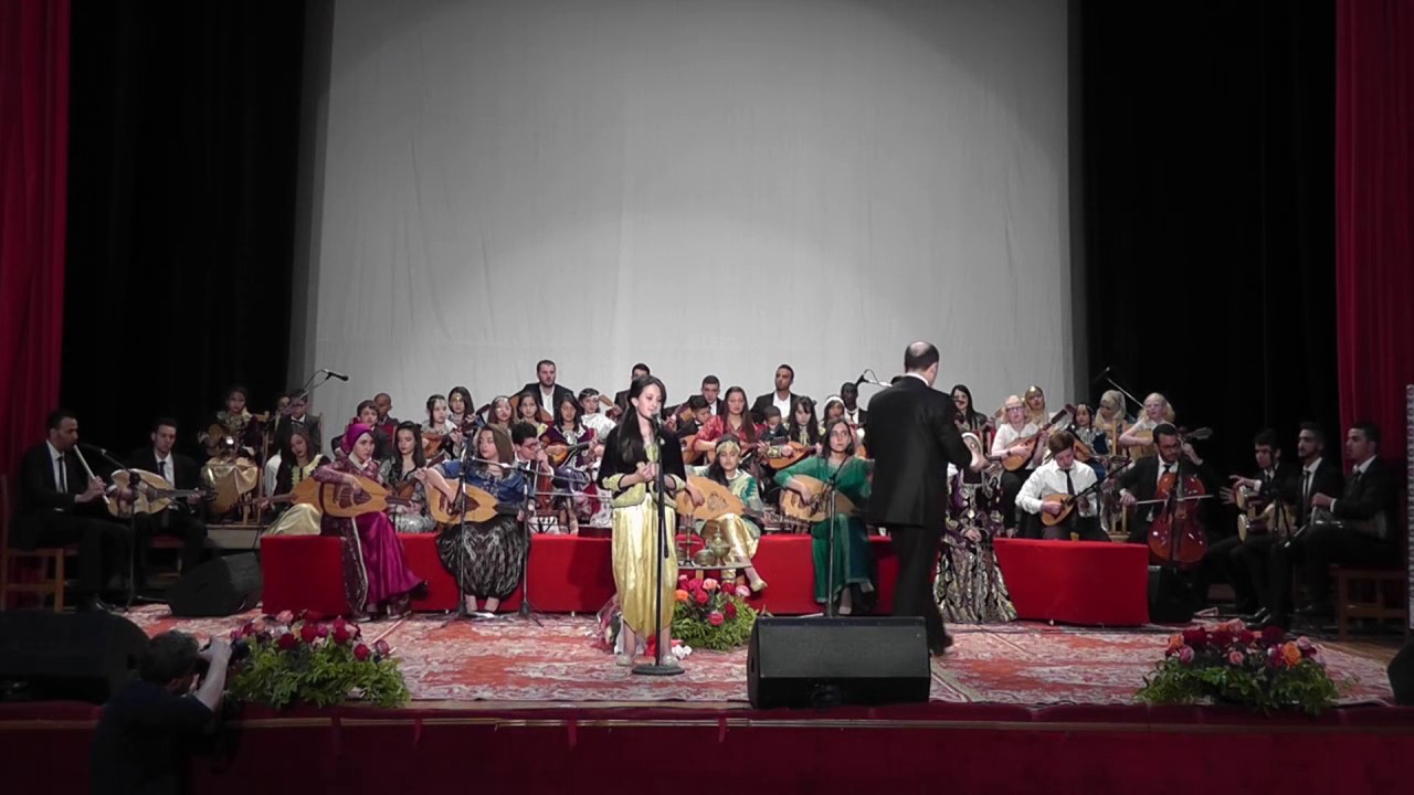 Association Ibn Badja à la Maison de la Culture de Mostaganem le 30/04/2017