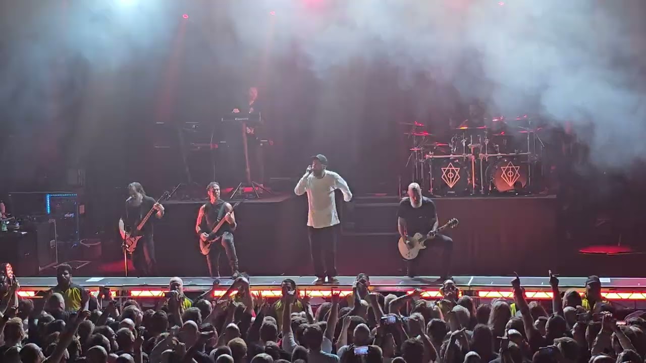 In Flames - (band introduction) 