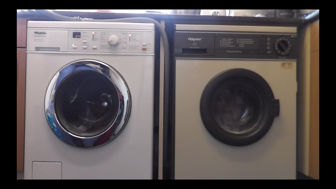 Hotpoint 9530 vs Miele W562: Woollens 40ºc/40ºc Machine Washable Wool