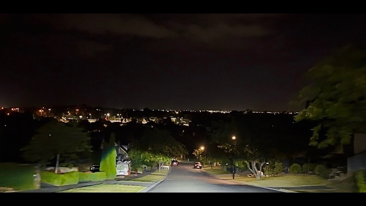 #Australia #silent Streets: Melbourne Suburbs at Night #melbournesuburbs #drivingtour #nightdrive