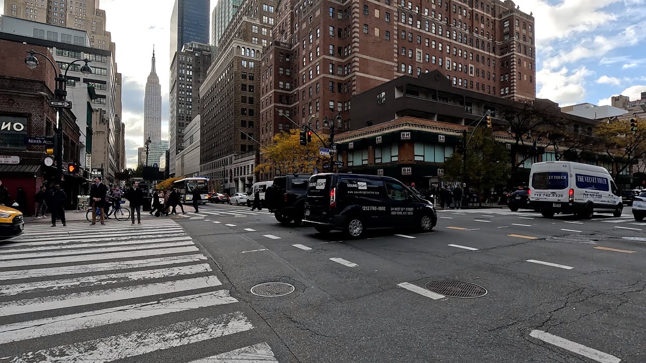 Chilly Morning Rush Hour On 34th St