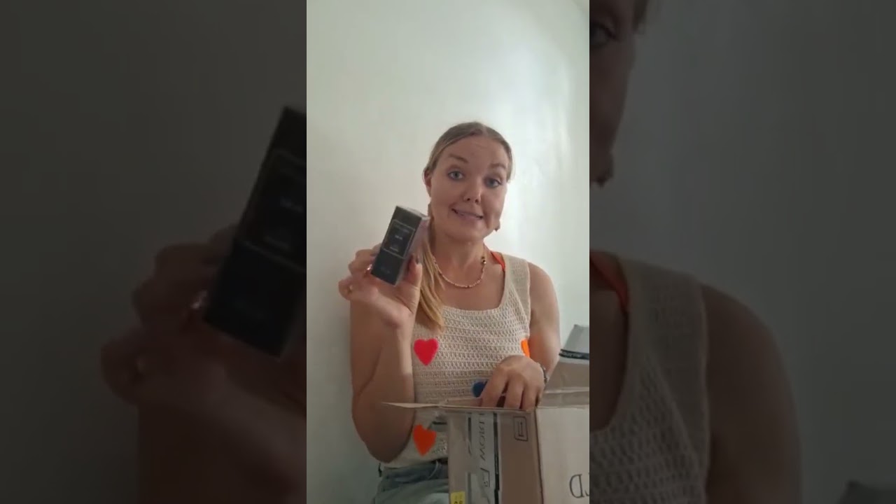 Siuntos i&scaron;pakavimas Facebook LIVE,  pasek mane ir stebėk gyvai