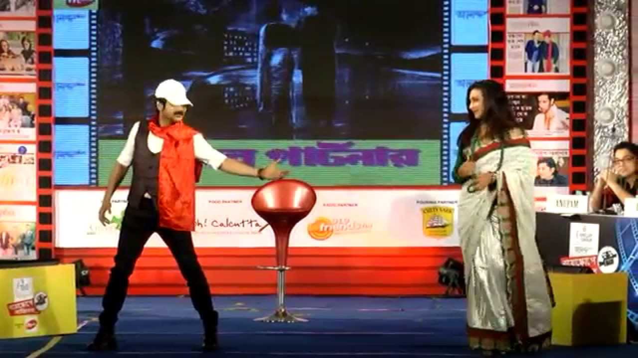 Bioscope bajimat 2015 - Prasenjit and rituparna's dance on satge