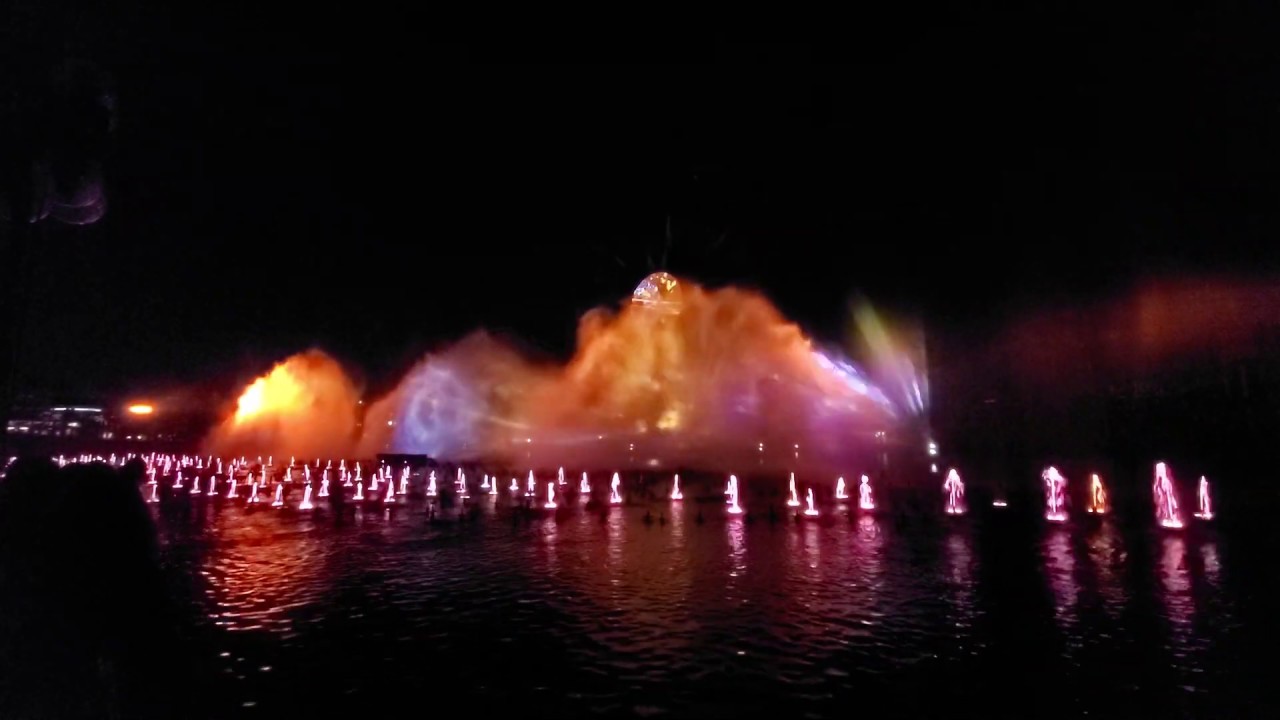 加州迪士尼冒險樂園必看水舞秀..歌曲好催眠｜World of Color - Season of Light 洛杉磯ep88