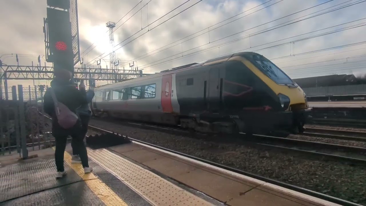trains and car horns 23/12/25