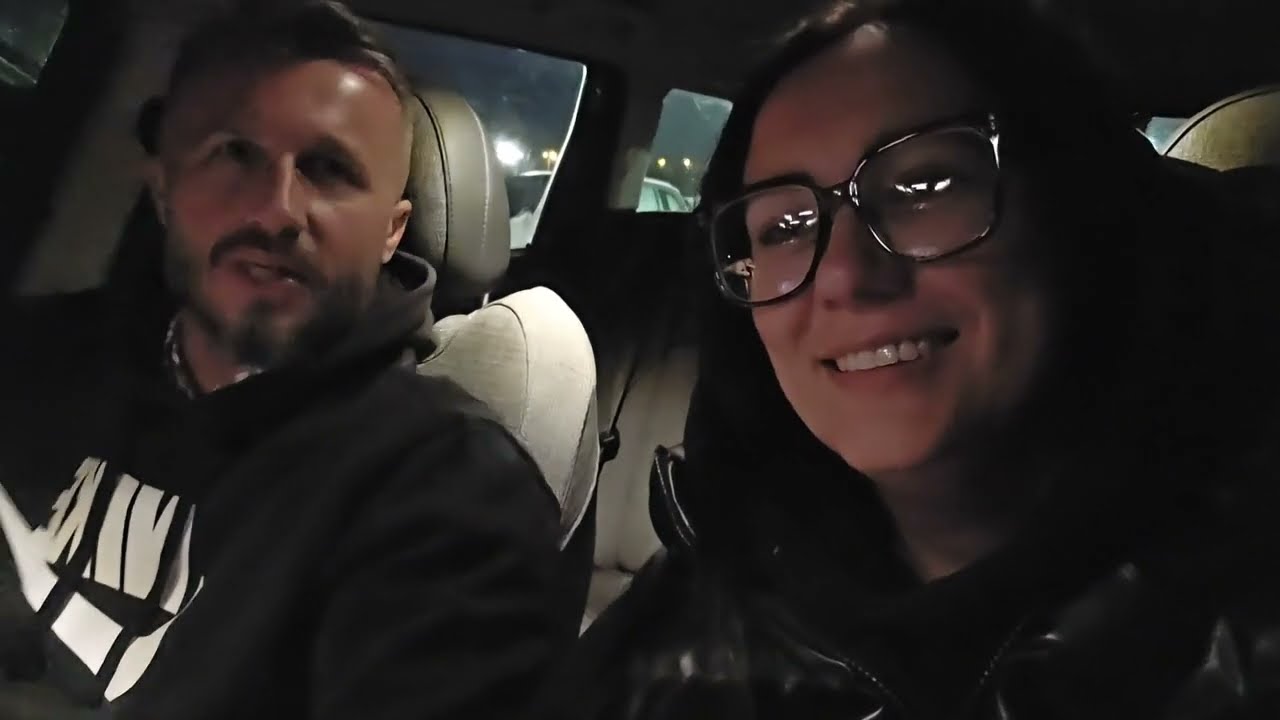 Ciepło nie jest - Lotnisko Chopina Warszawa / parking start