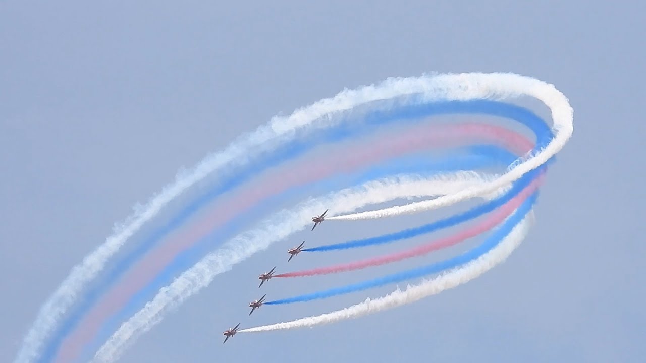 Red Arrows (BAe Hawk) Full Display at Aire'25 Airshow