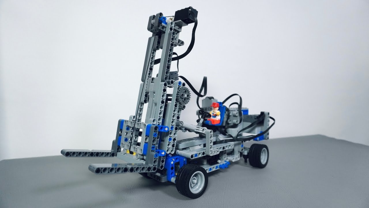 Building a Fully Functional LEGO Technic Forklift | Lift, Drive & Steer