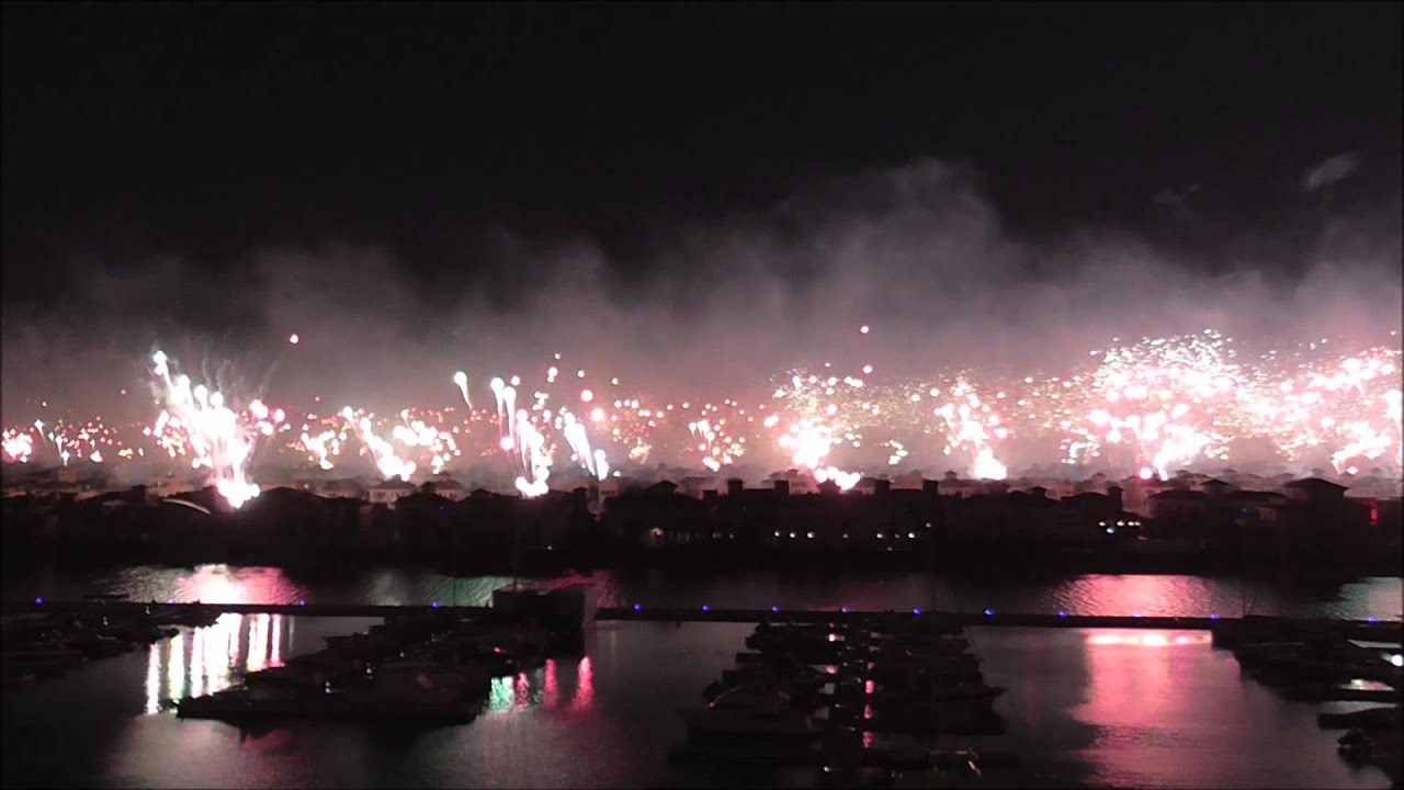 The Palm, Dubai New Years Eve 2014 Fireworks - our view from Marina Residences on The Palm