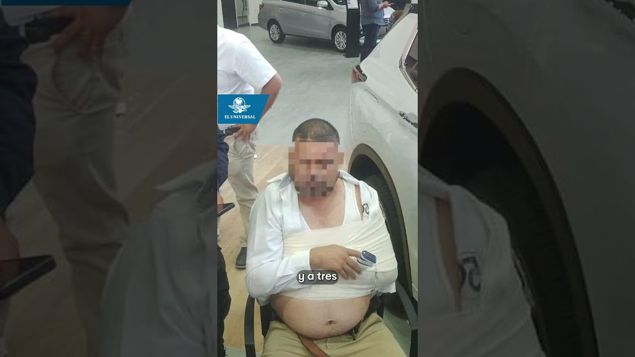 Mujer choca camioneta ¡en la agencia!