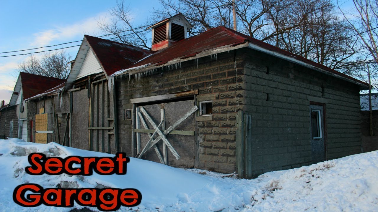 Abandoned Garage With Hidden Secrets!