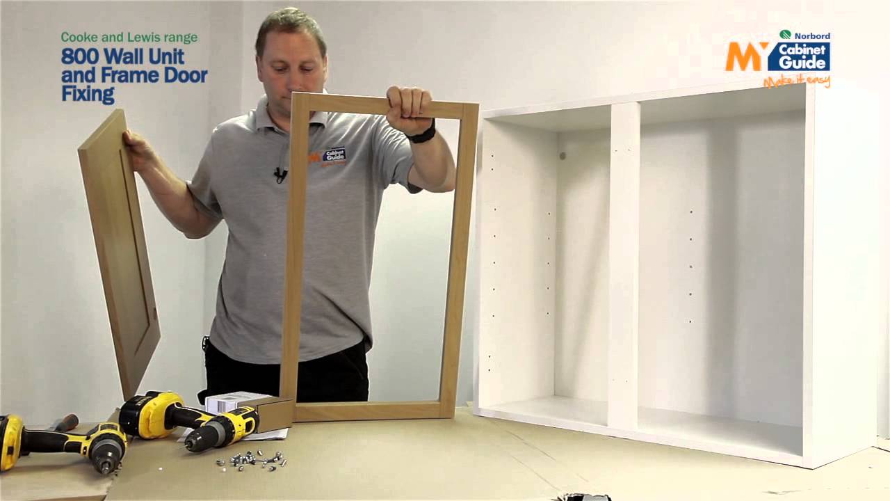 Cooke & Lewis 800 Wall Unit and Frame Door Fixing Assembly