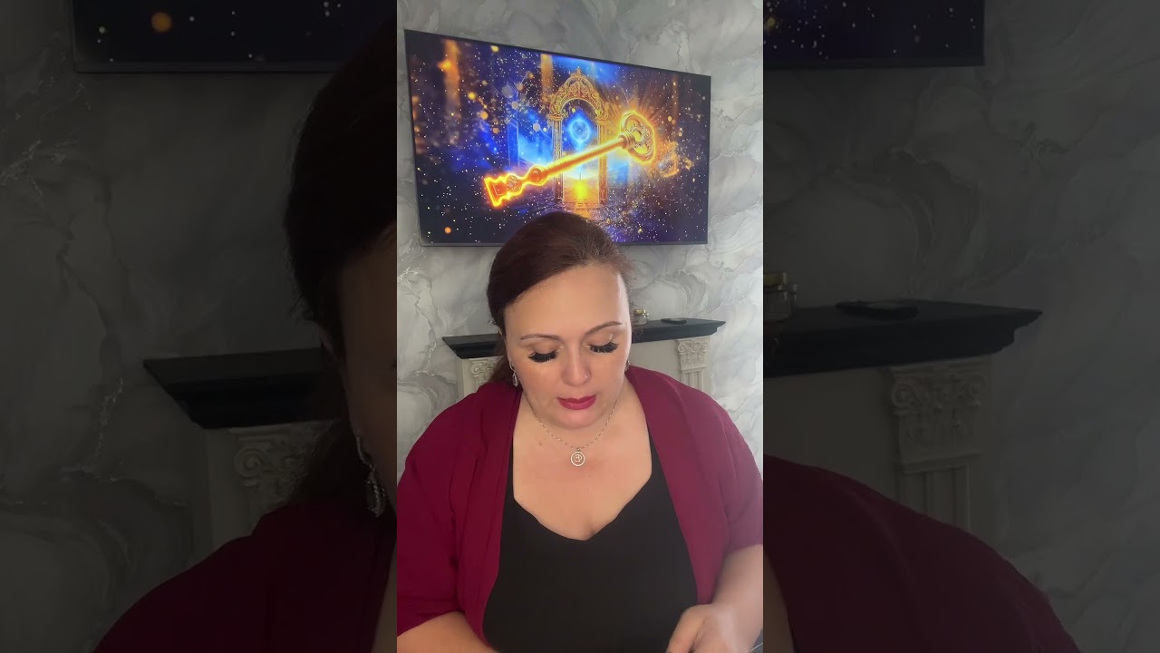 🔮Что стучит к тебе? #таро #таромастер #tarottube #tarotreading #общийрасклад