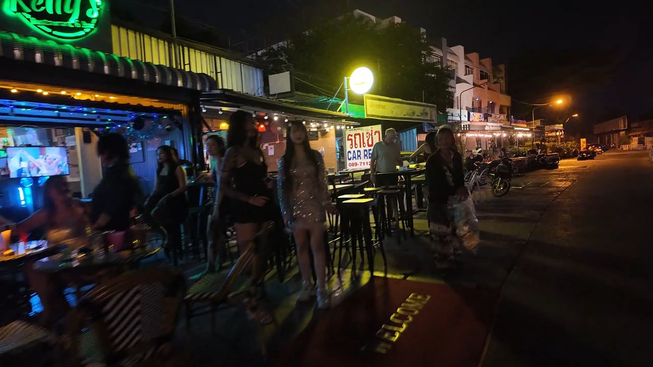 Pracha Samran Road Nightlife, Khon Kaen, Isaan, Thailand - 4K 60FPS