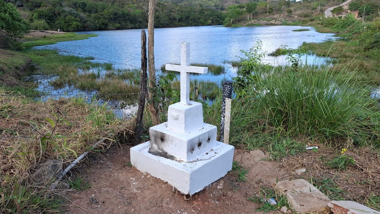 TRISTEZA, A CRUZ DOS 3 RAPAZES QUE PERDER4M A V1D4 AF0G4DOS 
