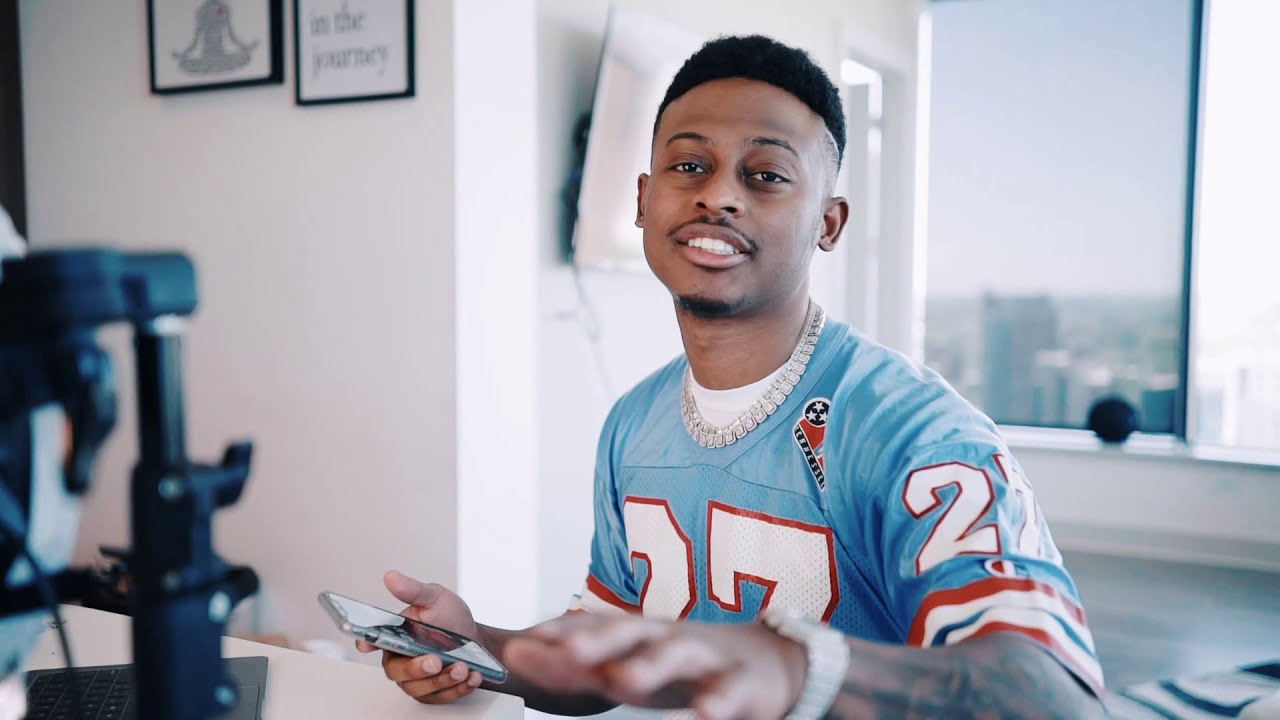 Life At Home with Bryce Thompson: Condo Shopping