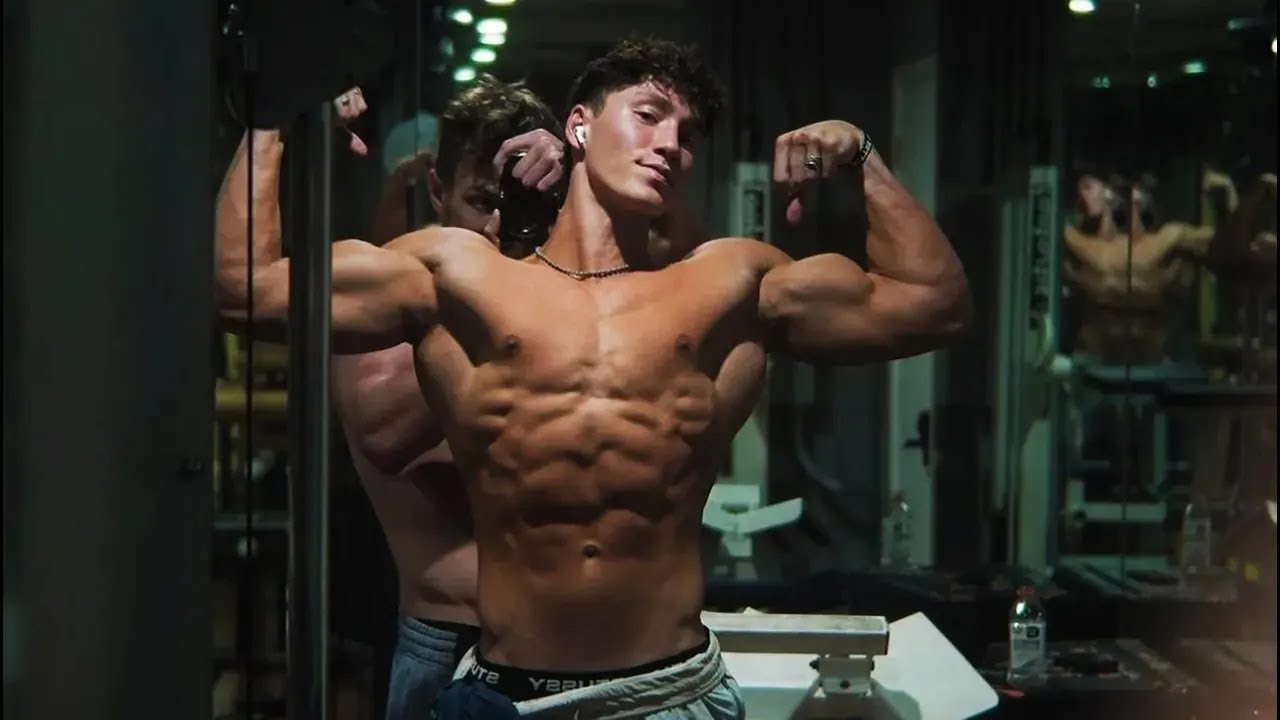 Teen Fitness Model Bodybuilding Gym Muscle Pump Body Update Cooper Sharp Styrke Studio #fitness #abs