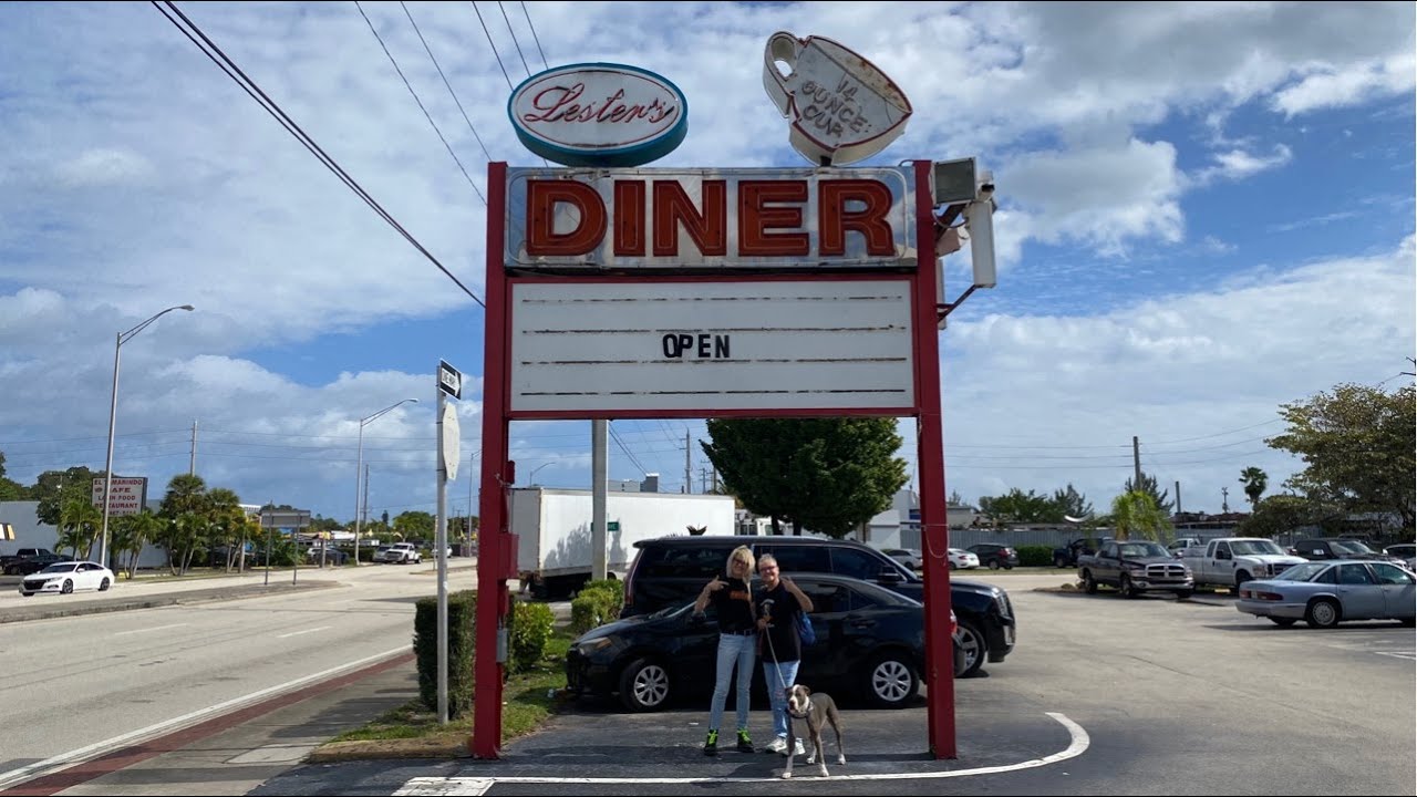 LIVE Fort Lauderdale Florida: Visiting the Oldest Diner & Exploring Hollywood Beach 1/12/22
