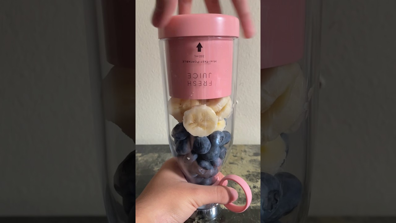 Blueberry & Banana Milkshake🫐🍌#juiceblender #juiceconcentrate #fruitsmoothie #smoothie #milkshake