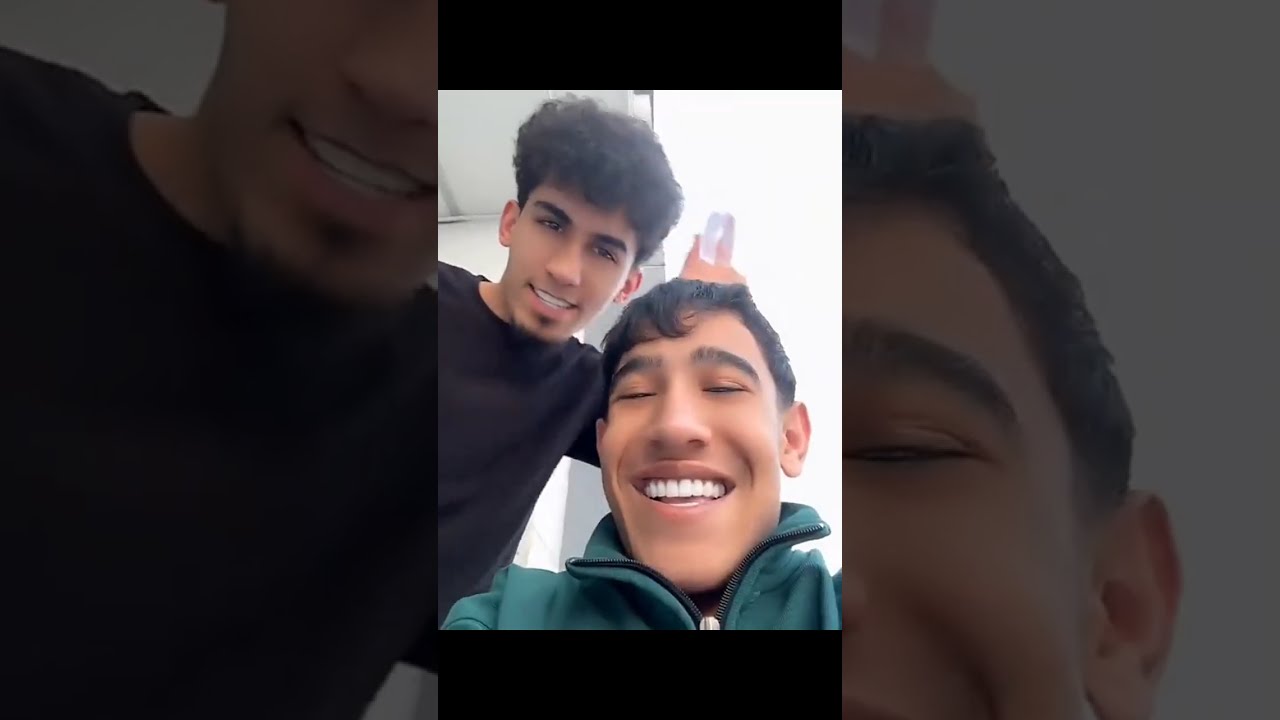 بەزمی نوێی مامە دانا و ژەنیار لە لالیگا کافێ Bazmi Nwe 😂