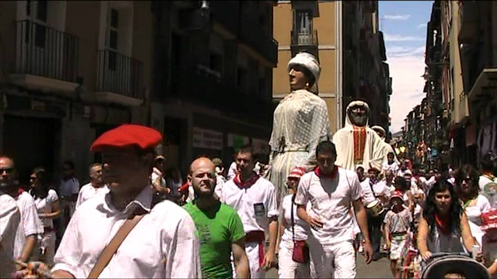 Gigantes y Cabezudos en San fermín Pamplona 2011
