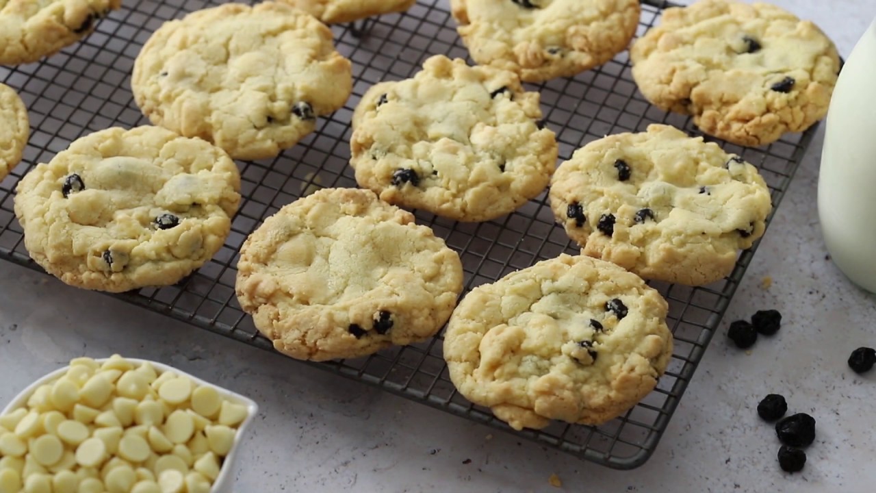 White Chocolate Blueberry Cookies Recipe