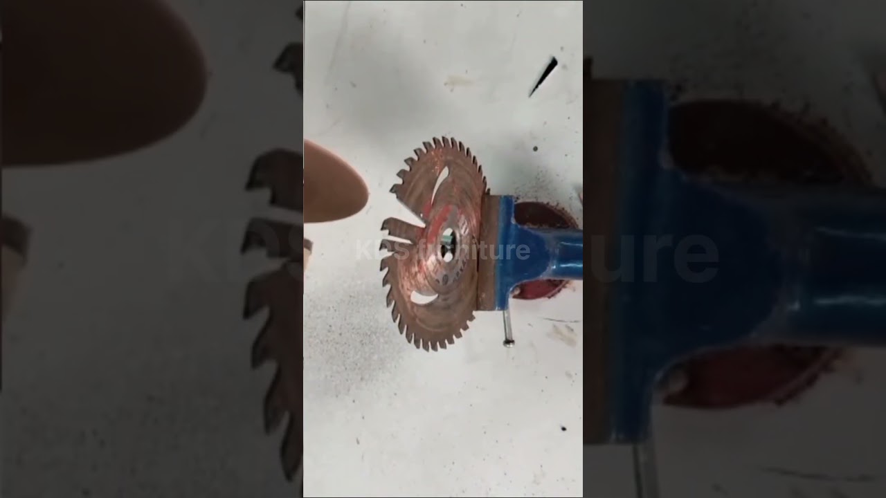 What is best for #cutting #laminate What is a laminate cutter# KDS Furnitur लमीनेट कटार कैसे बनता है