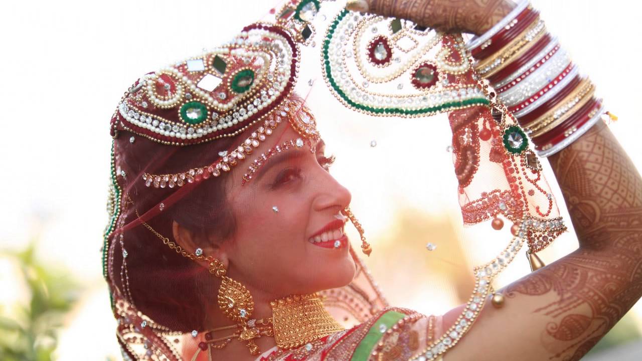 CANDID-WEDDING-Photography