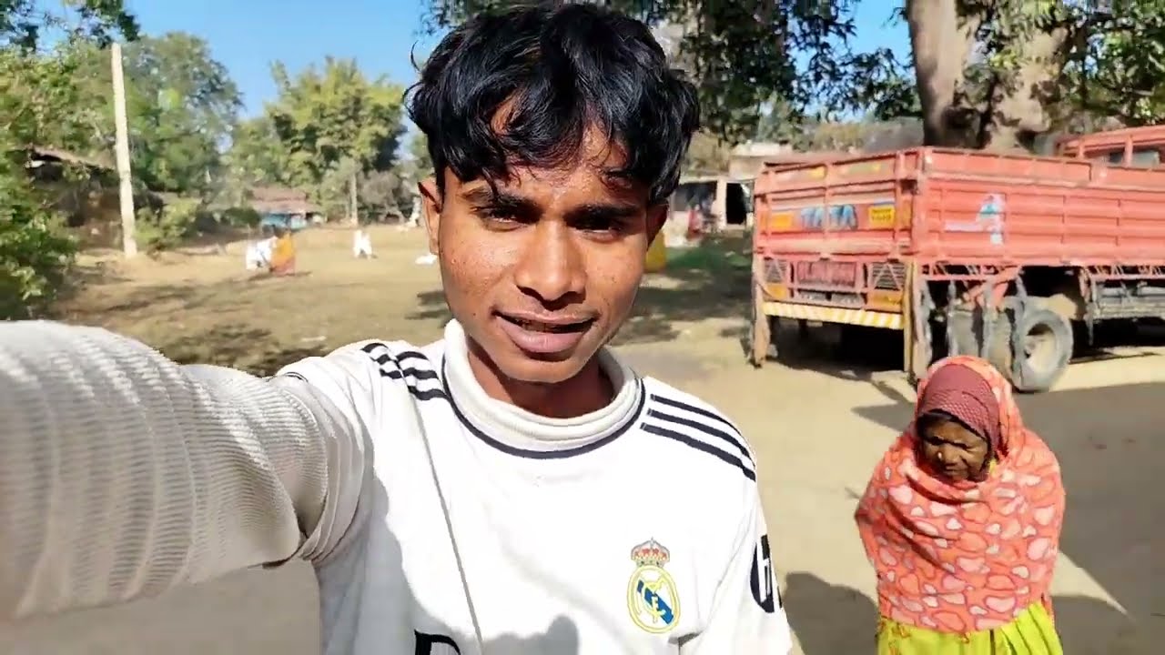 AAJ BUT SHOES LENA HAI😱 || FOOTBALL KHELNE KE LIYE|#trending #vlog @Bachablog100k 