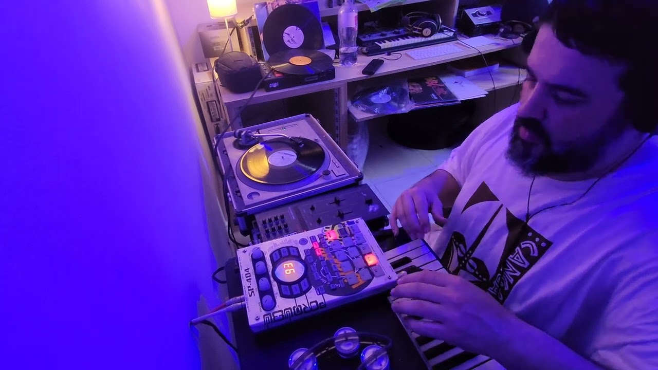 Roland Sp404 beat do dia #sp404 #vinylsamples #hiphopinstrumental