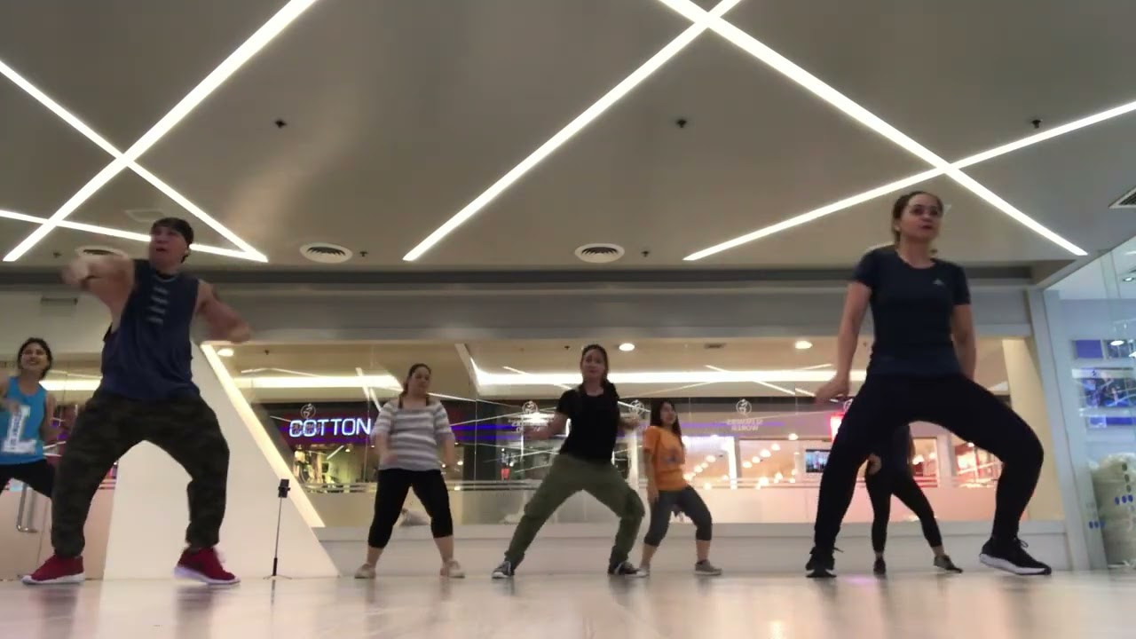 Oh Nanana Zumba Dance class Slimmers World Megamall Choreo by Eric Yu Villaluz(2019)