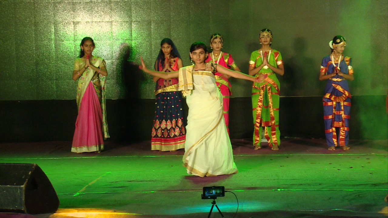 Mile sur mera tumhara dance performance on AGS 4th Annual day.