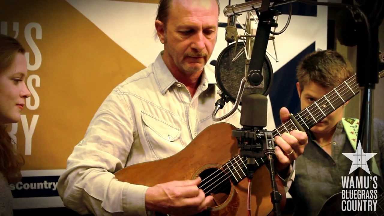 The South Carolina Broadcasters - S-A-V-E-D [Live at WAMU's Bluegrass Country]