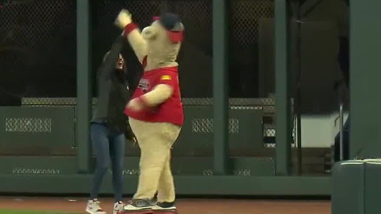 BRAVES HOME OPENER: WANF's Ella Dorsey vs. Blooper