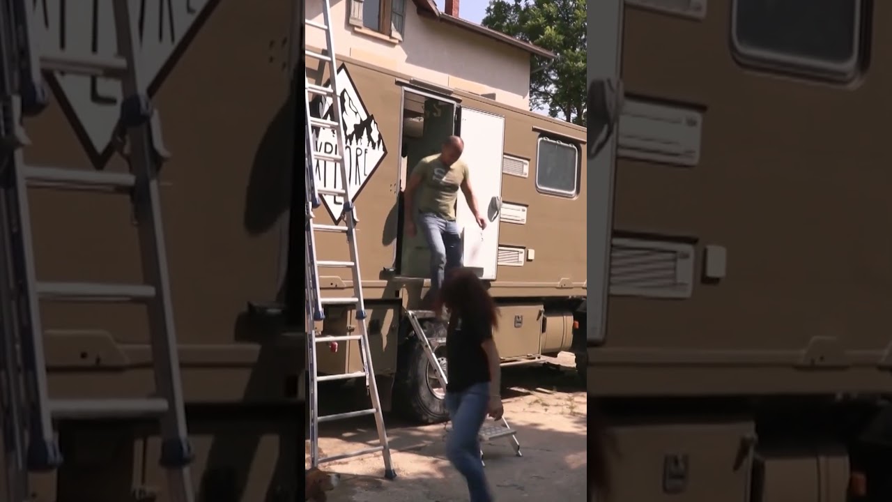 Leur pari fou : ils vivent dans un camping-car XXL!