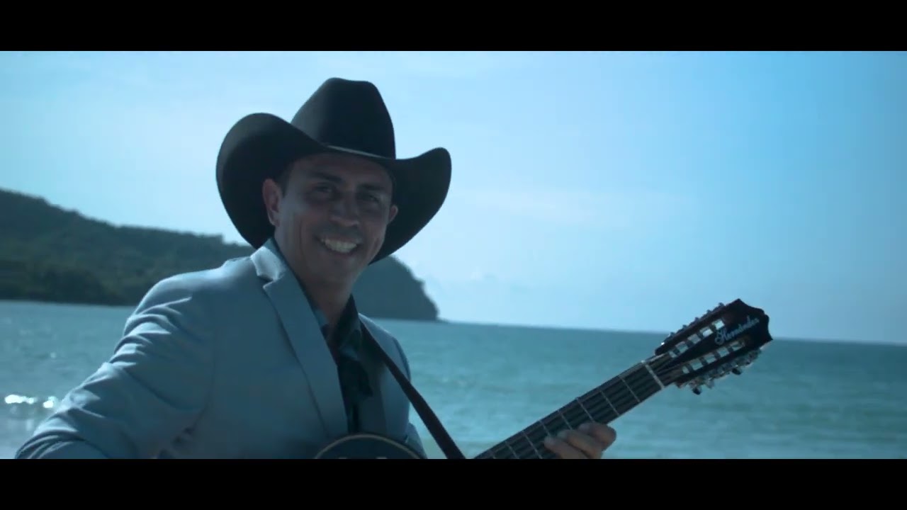 LA MUCHACHA DE LOS OJOS TRISTES - LA CHACHA (POPURRI CORNELIO REYNA J.R) BLINDASH