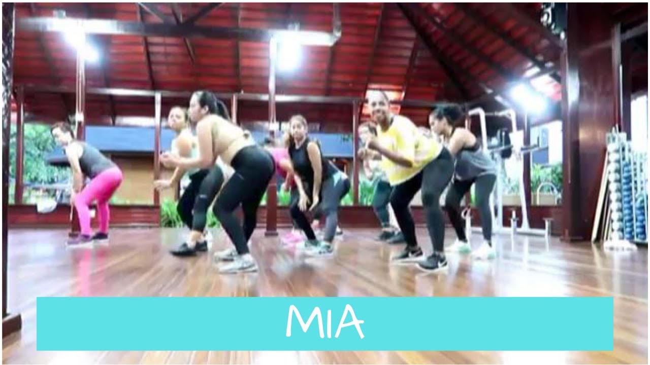 Bad Bunny ft. Drake - MIA / Dance Fitness - Zumba Choreography