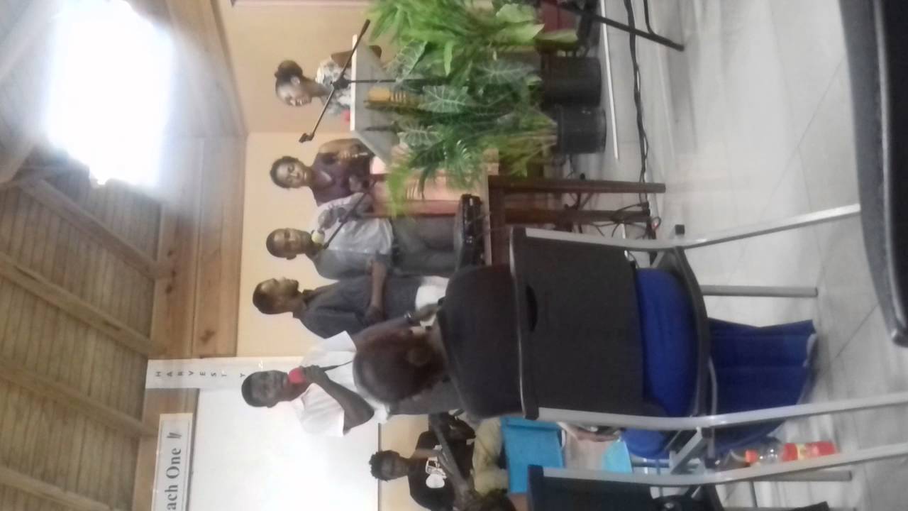 Tevin Thompson & company performing nobody greater