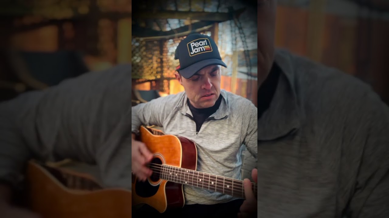 “Heart Shaped Box” - ​Nirvana (Acoustic Cover) @Nirvana #nirvana #cover