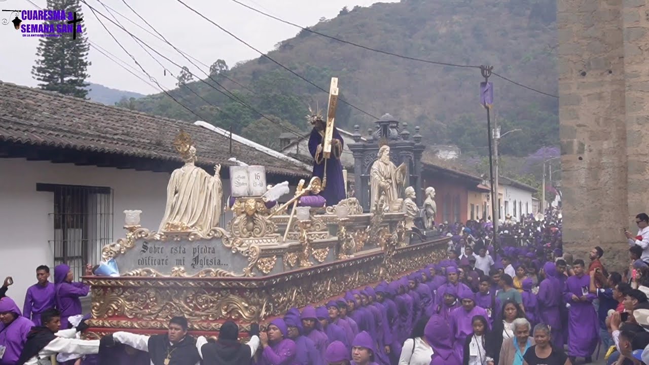 Procesión de Jesús Nazareno de la Salvación.