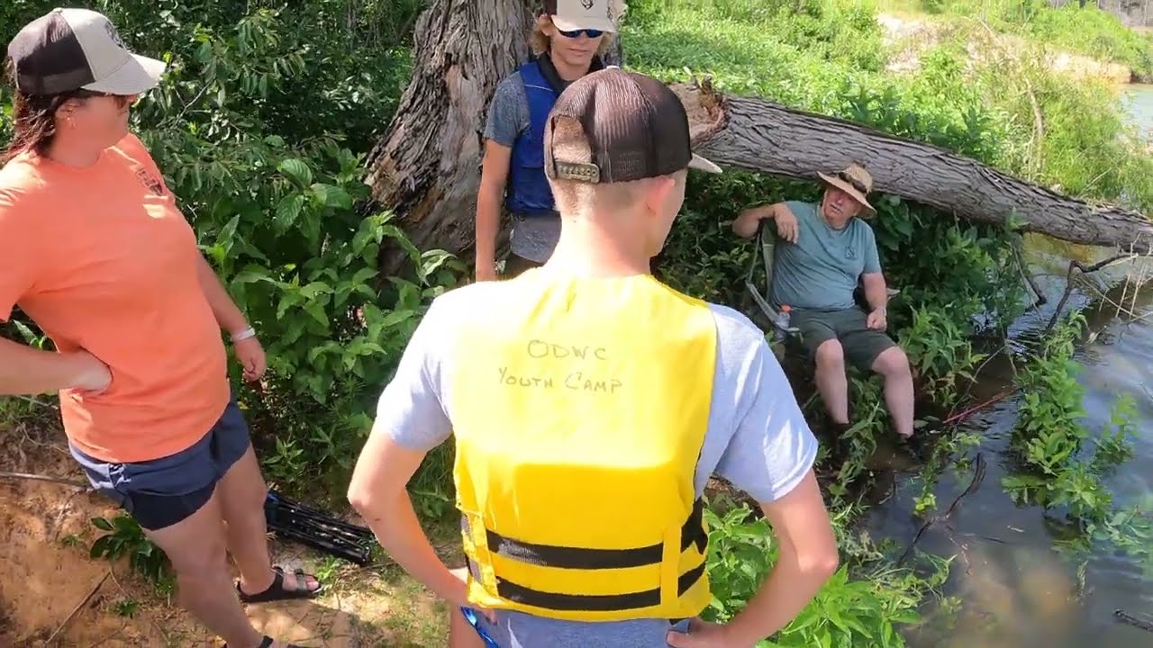 Outdoor Oklahoma 4652 (Kayak Angling Captain, Pond Hopping Public Lands, Classic: Crow Bombing)