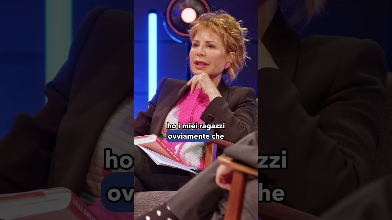 Perch&eacute; non hai account social? Lilli Gruber risponde
