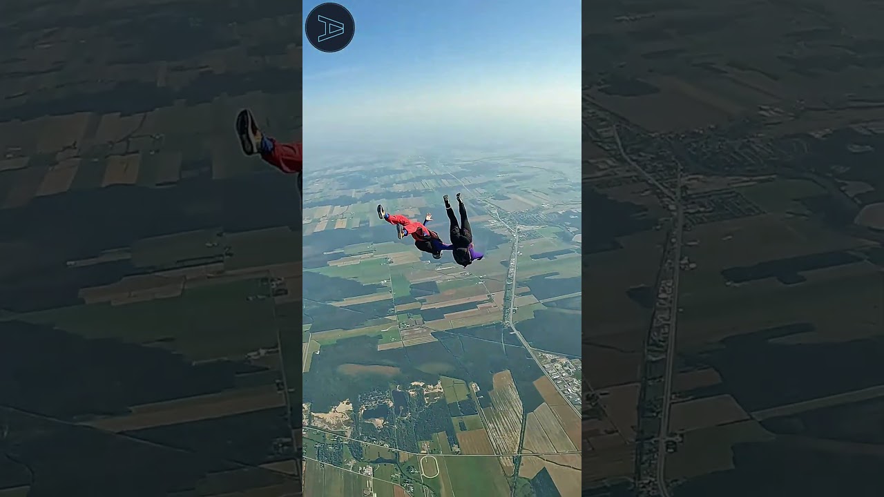 Saut en parachute &eacute;pique au-dessus du Qu&eacute;bec 🇨🇦 | #shorts